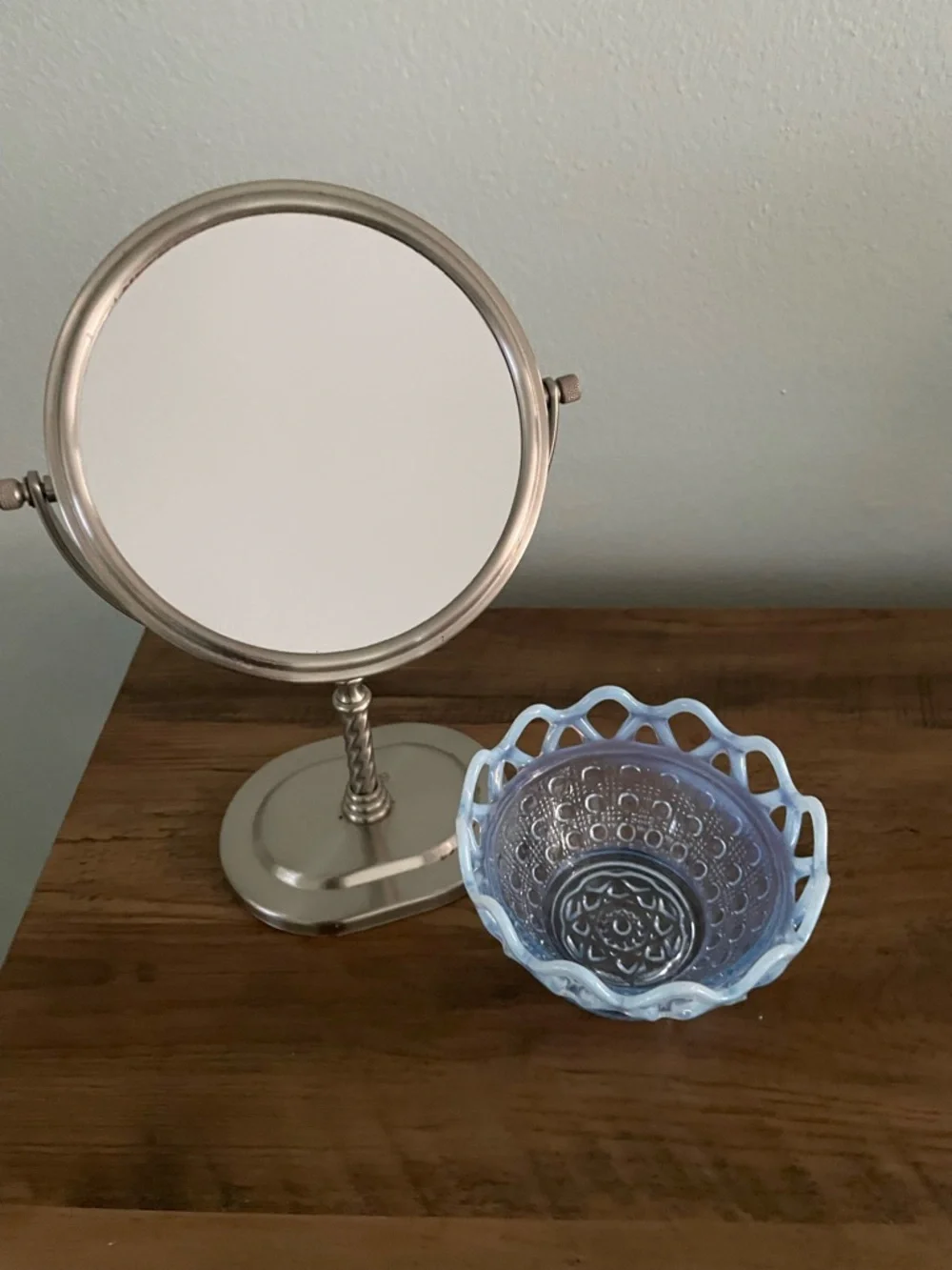 Brass Finish Double-Sided Vanity Mirror - Silver With Blue Lace Bowl